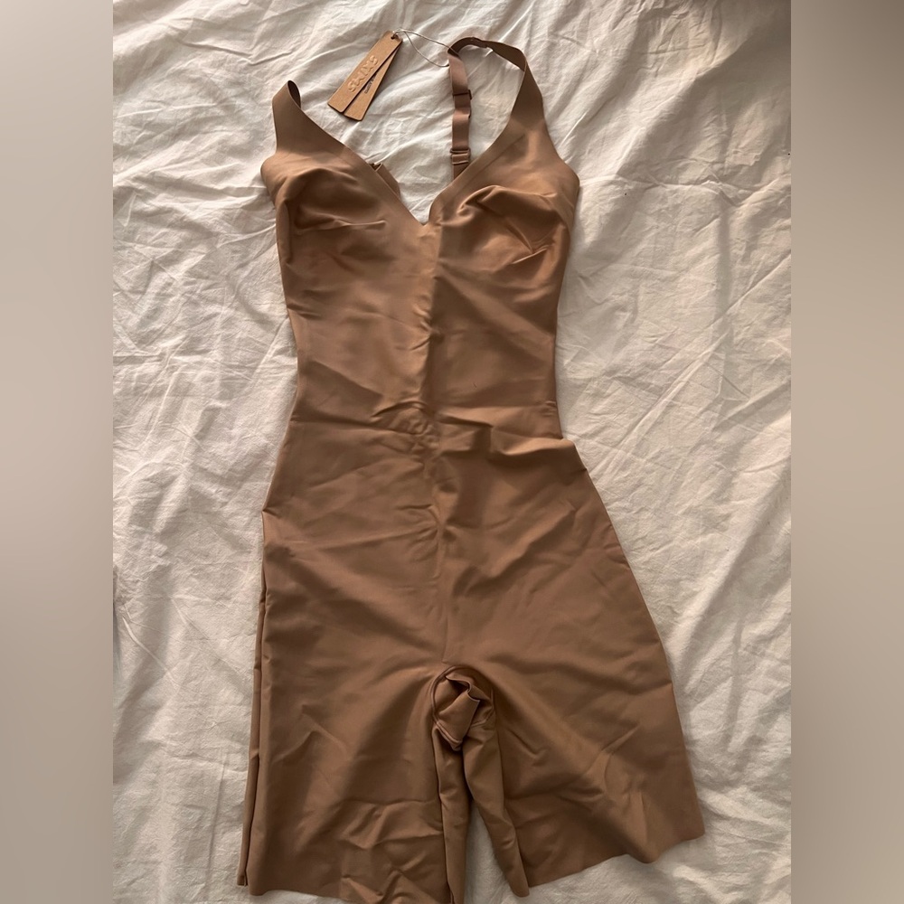 SKIMS Backless Tan shapewear